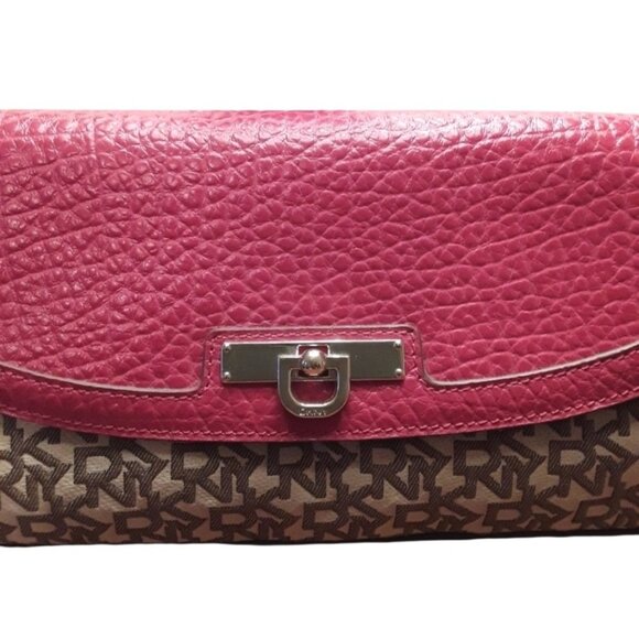 DKNY Pink Leather & Monogram Canvas Clutch Purse - Picture 2 of 8